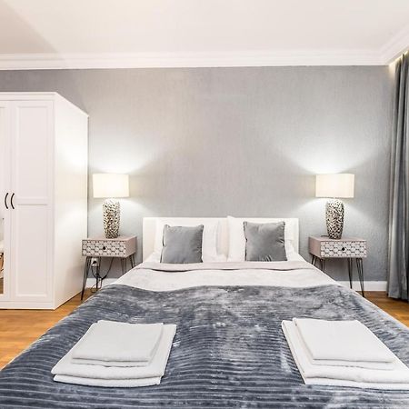 Rent Like Home - Przejscie Garncarskie 10 ヴロツワフ エクステリア 写真