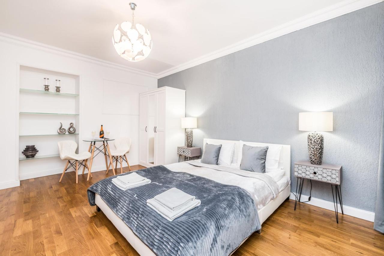 Rent Like Home - Przejscie Garncarskie 10 ヴロツワフ エクステリア 写真