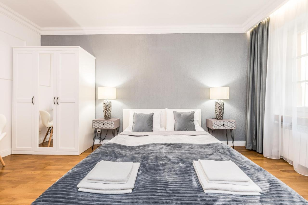 Rent Like Home - Przejscie Garncarskie 10 ヴロツワフ エクステリア 写真