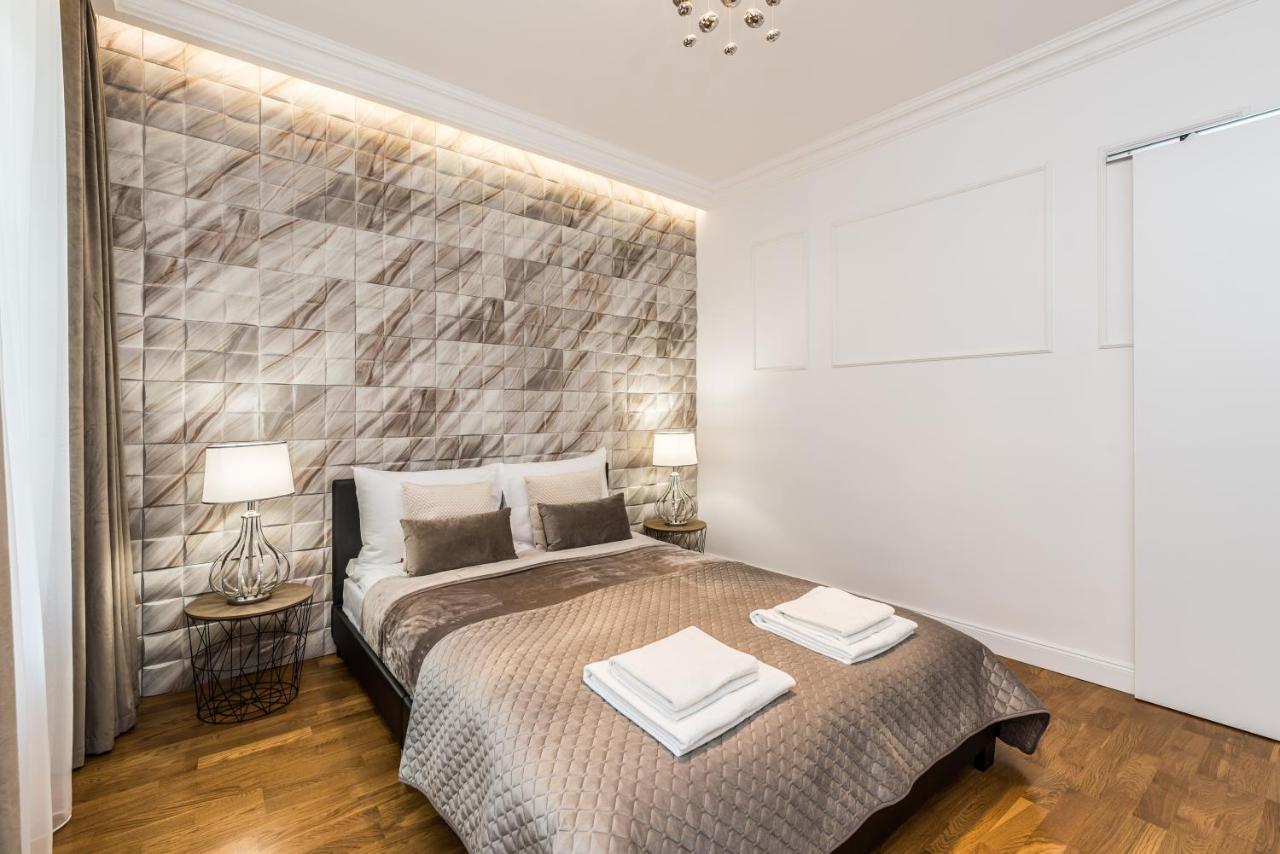 Rent Like Home - Przejscie Garncarskie 10 ヴロツワフ エクステリア 写真